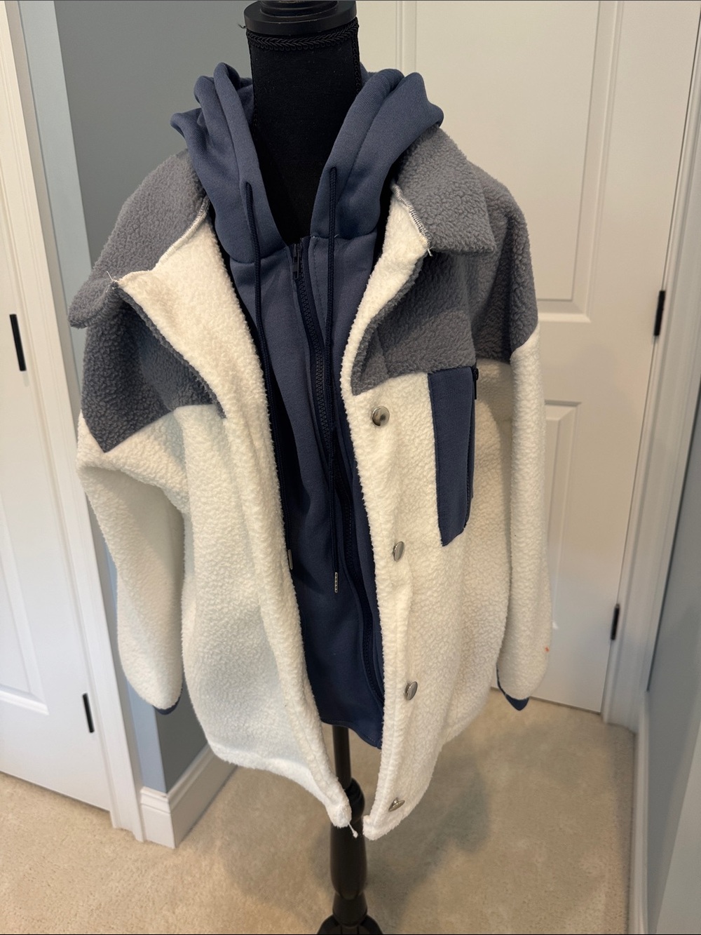 Urban outfitters Two-Tone Sherpa Jacket with Navy Trim Womens medium